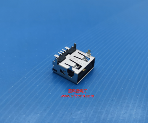 12004-U2AF005-X(USB AF 5P 90度SMT母座8A大电流无边 L=12.0)