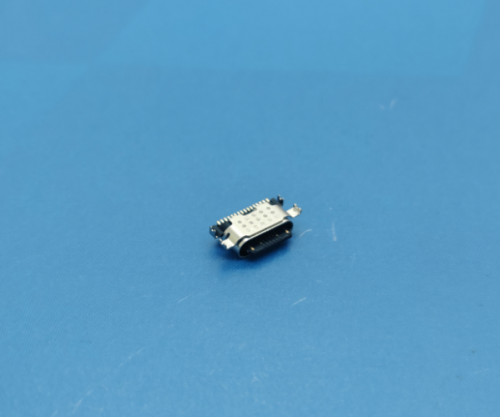 8001F-1600106-A2(TYPE C 16P母座沉板0.8 双壳 舌片外露1.35)
